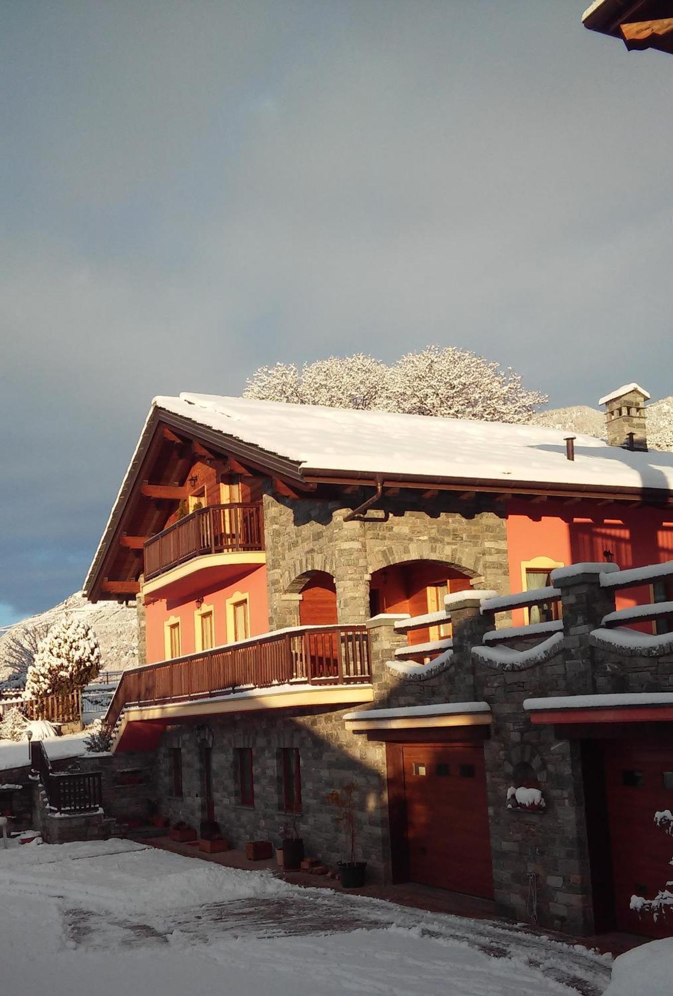 Les Vrais Rayons Hotel Verrayes Exterior foto