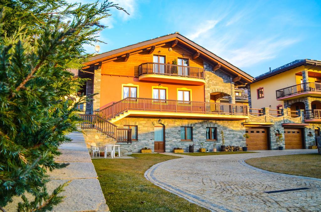 Les Vrais Rayons Hotel Verrayes Exterior foto