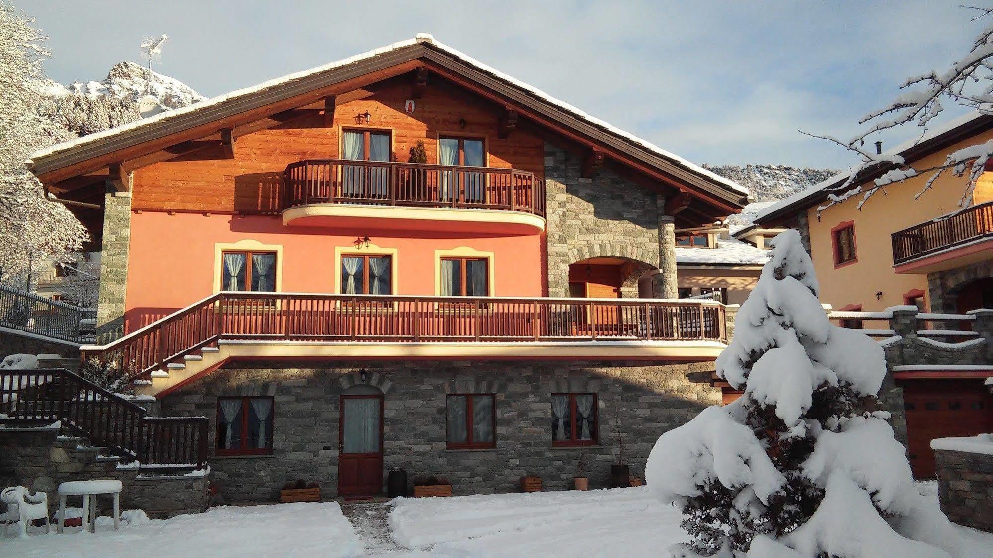 Les Vrais Rayons Hotel Verrayes Exterior foto